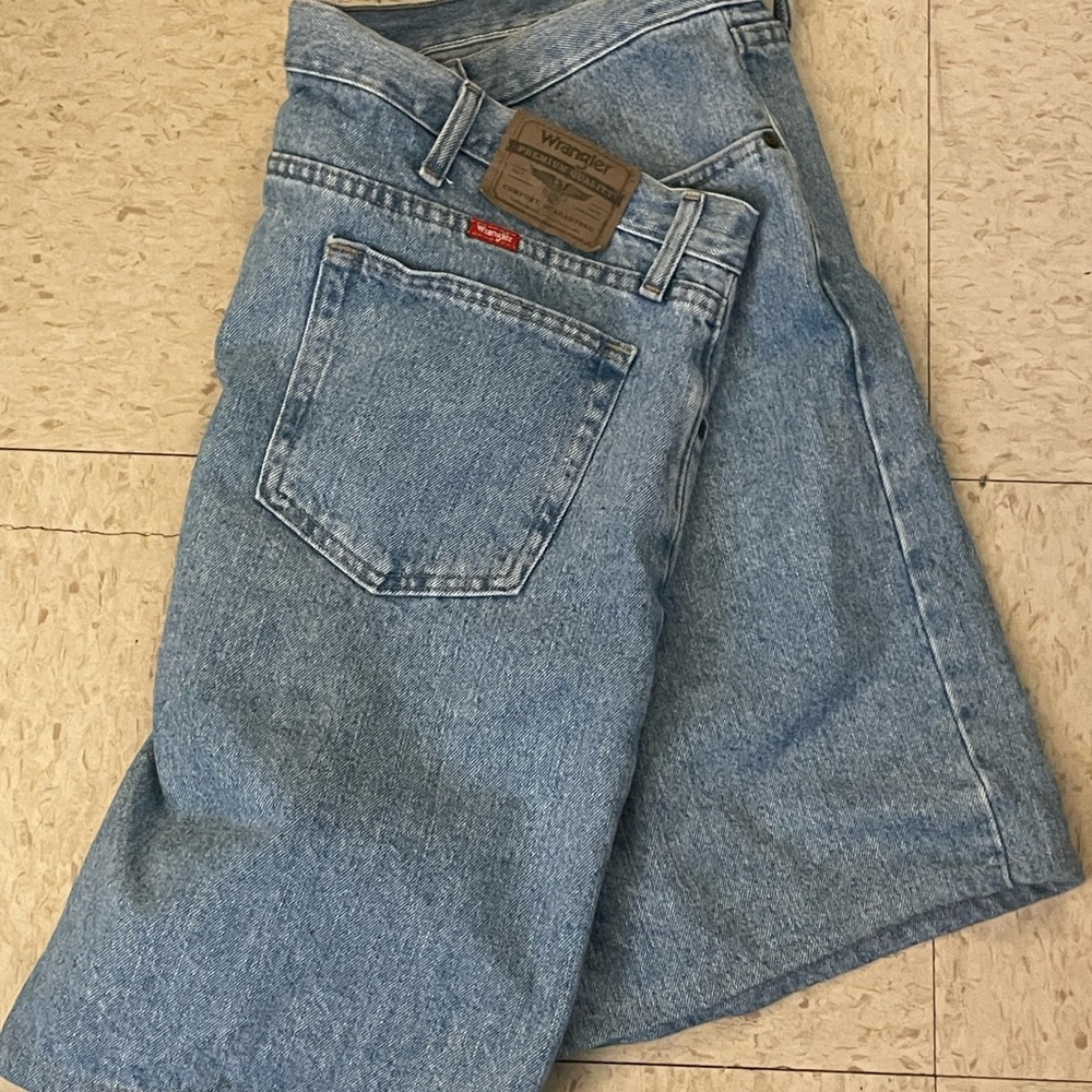 Baggy wrangler jean shorts